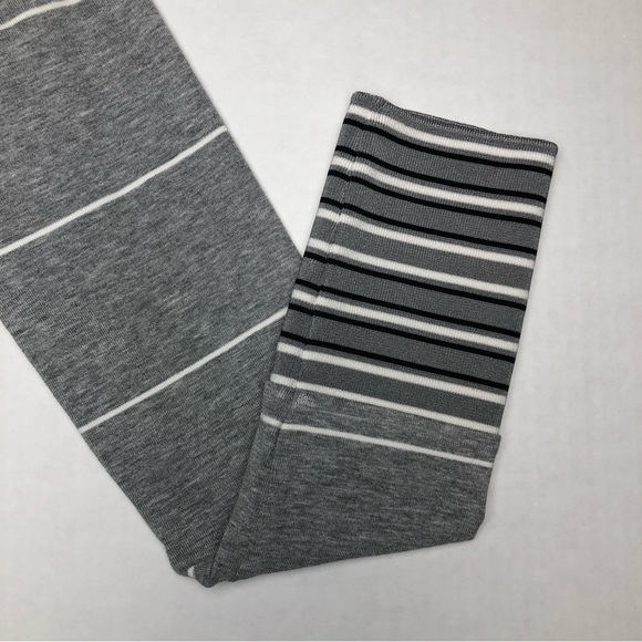 ⭐️NEW⭐️White House Black Market Long Sleeve Midi Stripe Dress With Sweater Trim - Picture 8 of 8